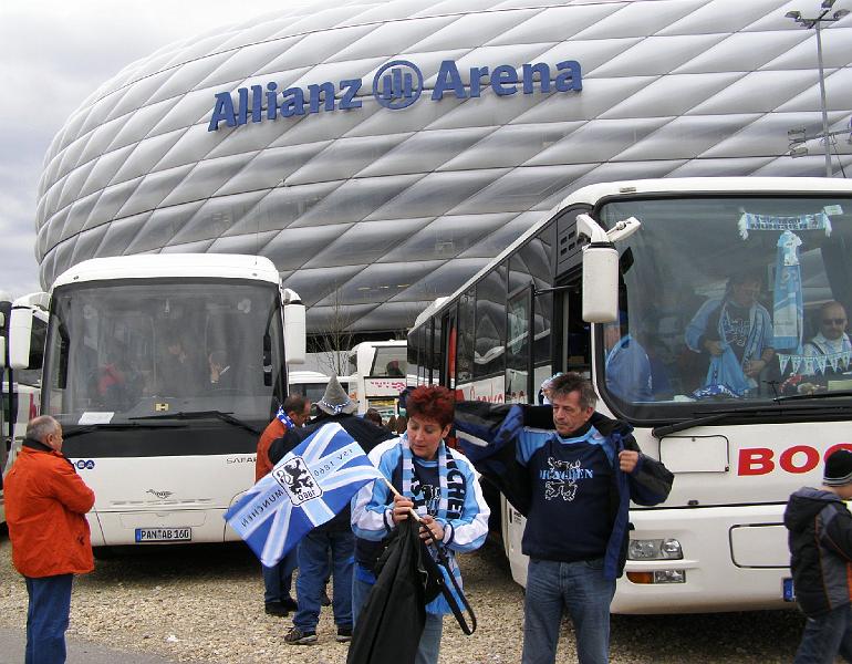 Arena_Ziel.JPG - Das Stadion vor Augen: "Arena, wir kommen!"